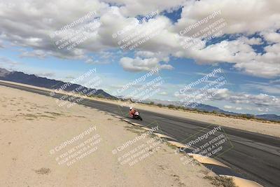 media/Nov-16-2025-Race Pace (Sun) [[8c5fa54630]]/Verified Riders/6-Turn 10 Inside (1145am)/